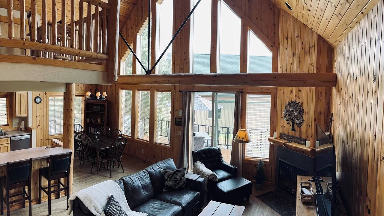 Photo of Livingroom in Redmond