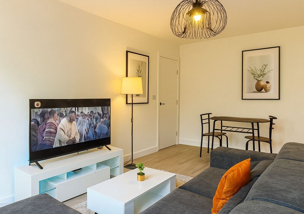 Photo of Livingroom in Bradford