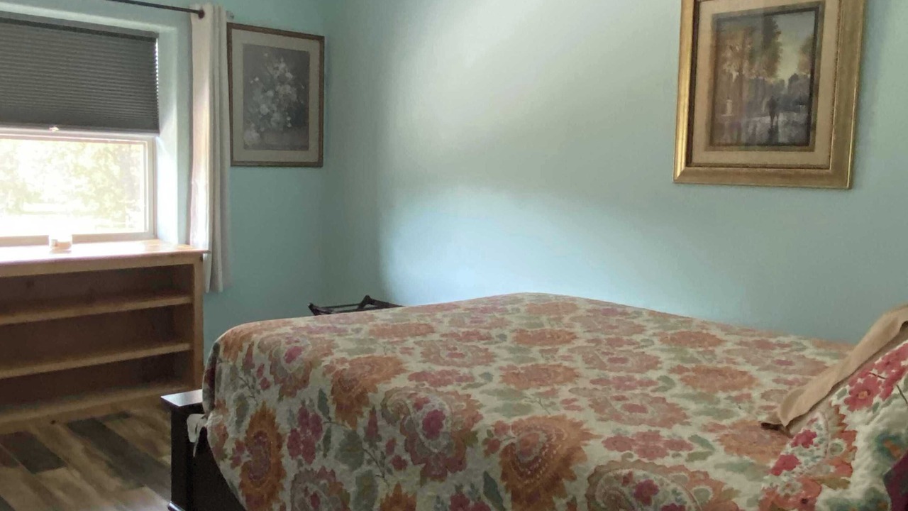 Photo of Bedroom in Milo