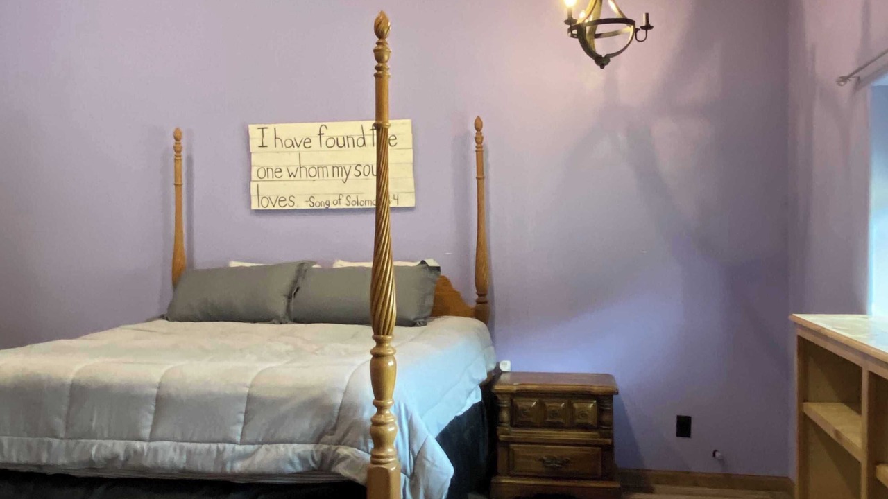Photo of Bedroom in Milo