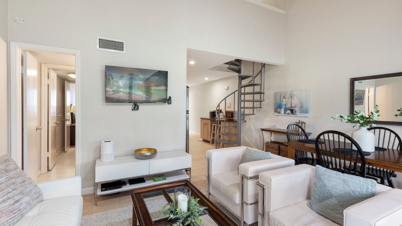 Photo of Livingroom in Walden on Lake Conroe