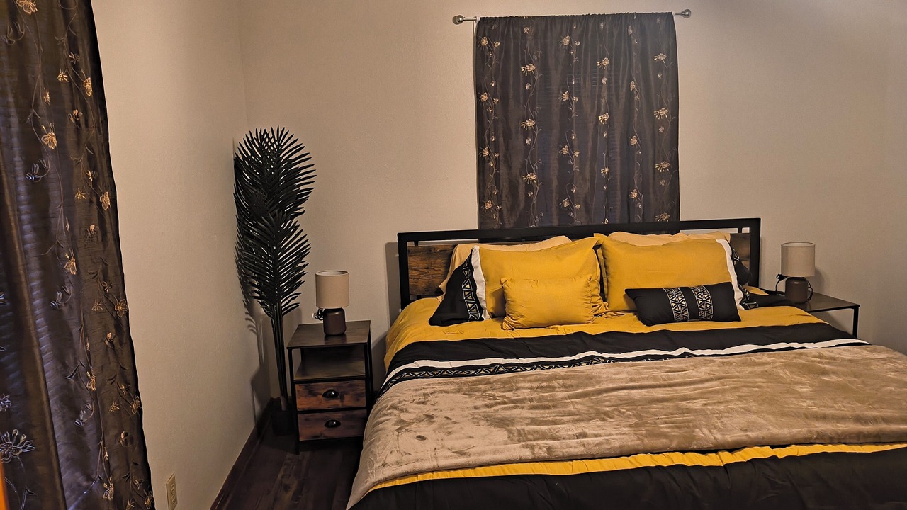 Photo of Bedroom in Leesville