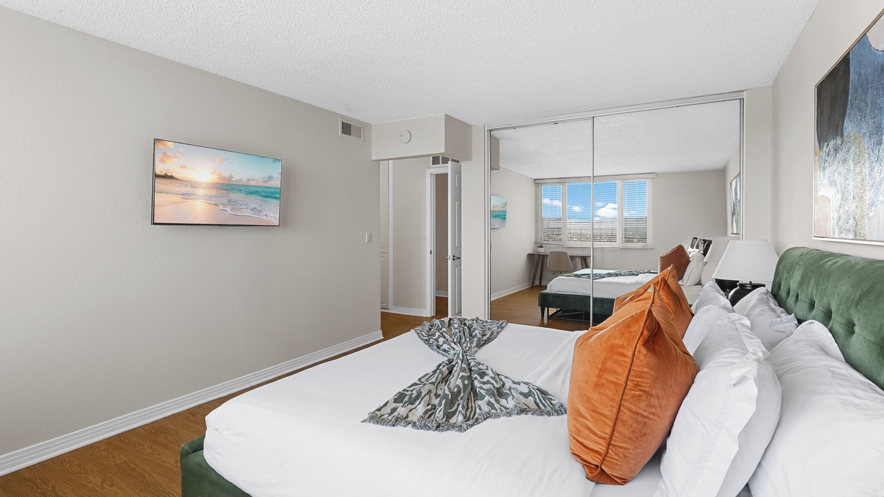 Photo of Bedroom in Marina Peninsula