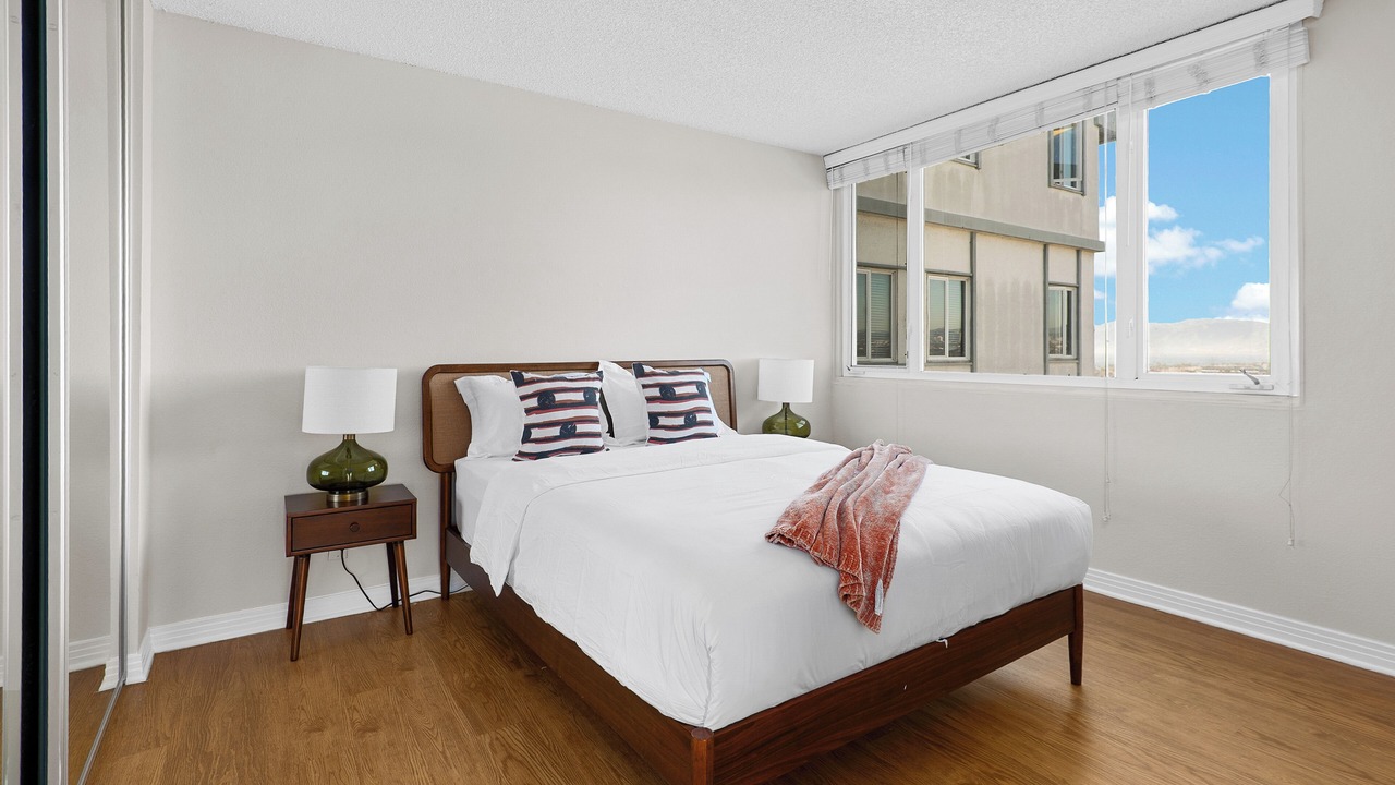 Photo of Bedroom in Marina Peninsula