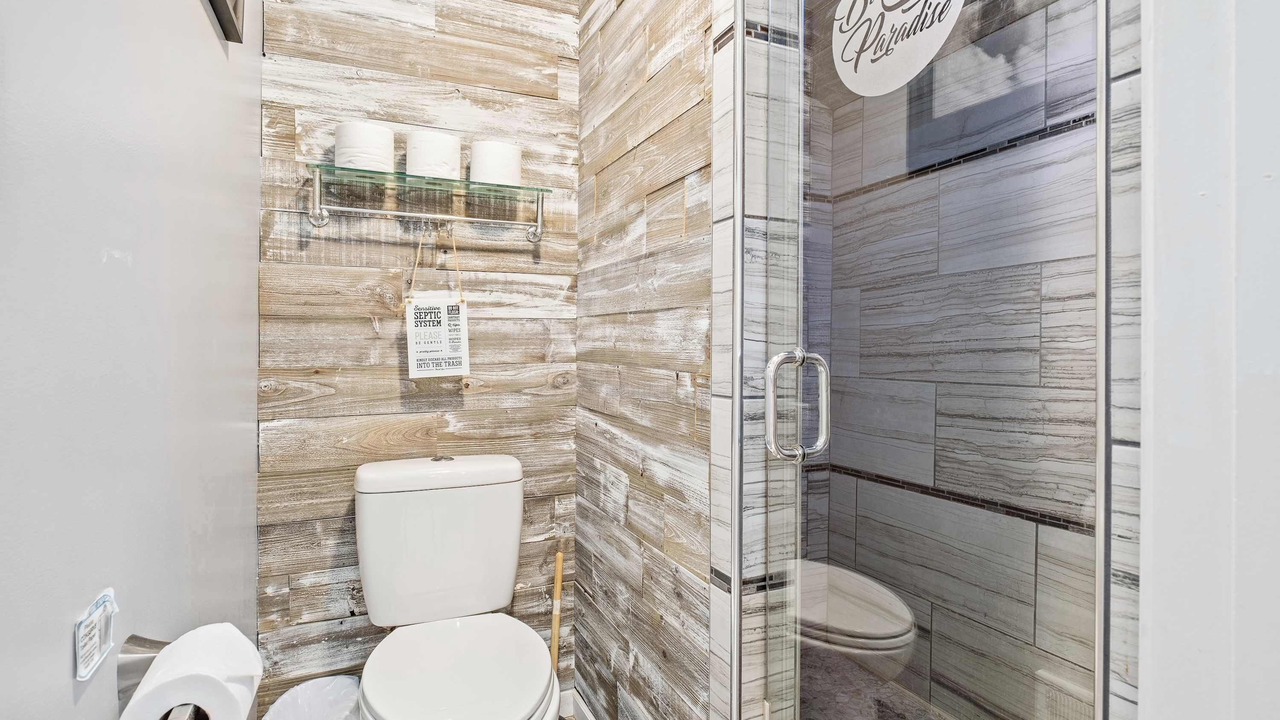 Photo of Bathroom in Smyrna