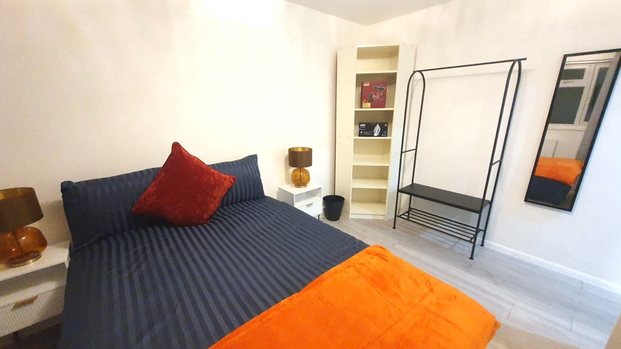 Photo of Bedroom in Penge