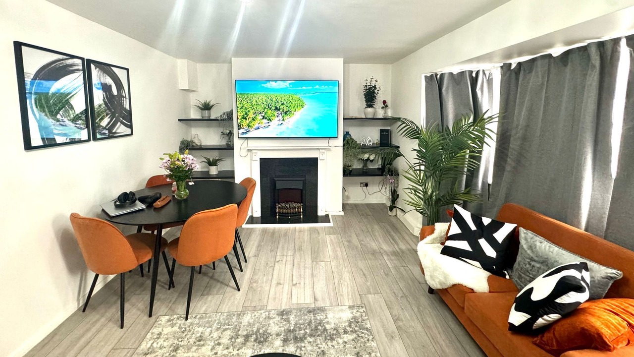 Photo of Others in Penge