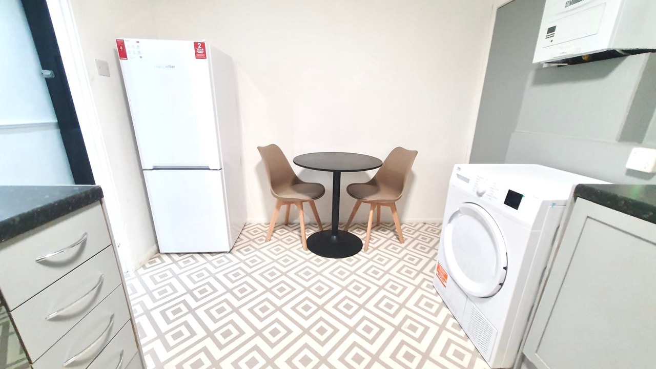 Photo of Others in Penge