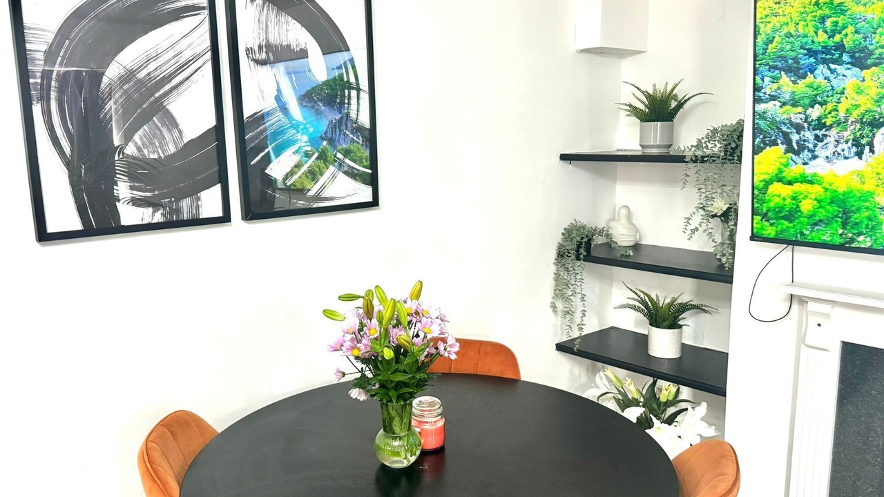 Photo of Others in Penge