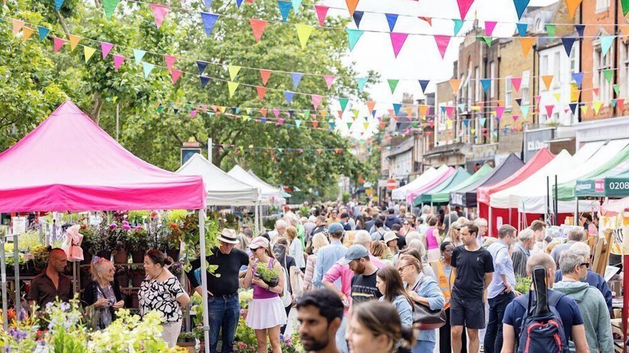 Photo of Others in Chiswick Riverside