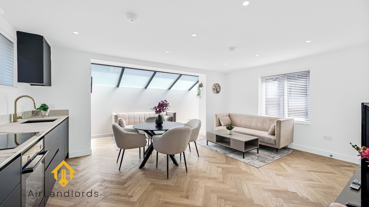 Photo of Livingroom in Chiswick Riverside