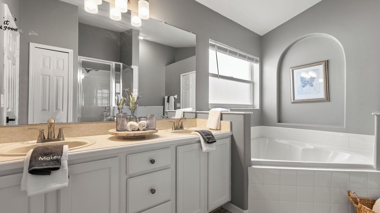 Photo of Bathroom in Windsor Palms