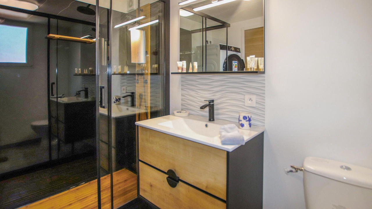 Photo of Bathroom in Le Barcares