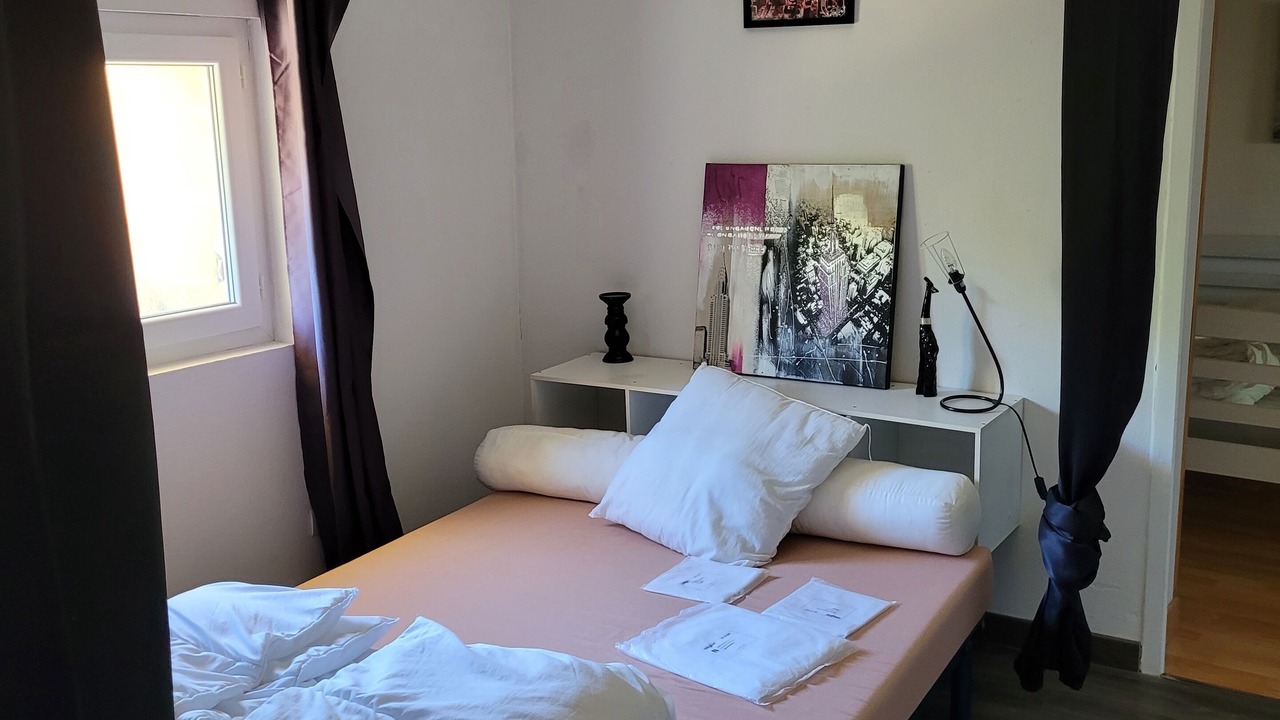 Photo of Bedroom in Clermont de Beauregard