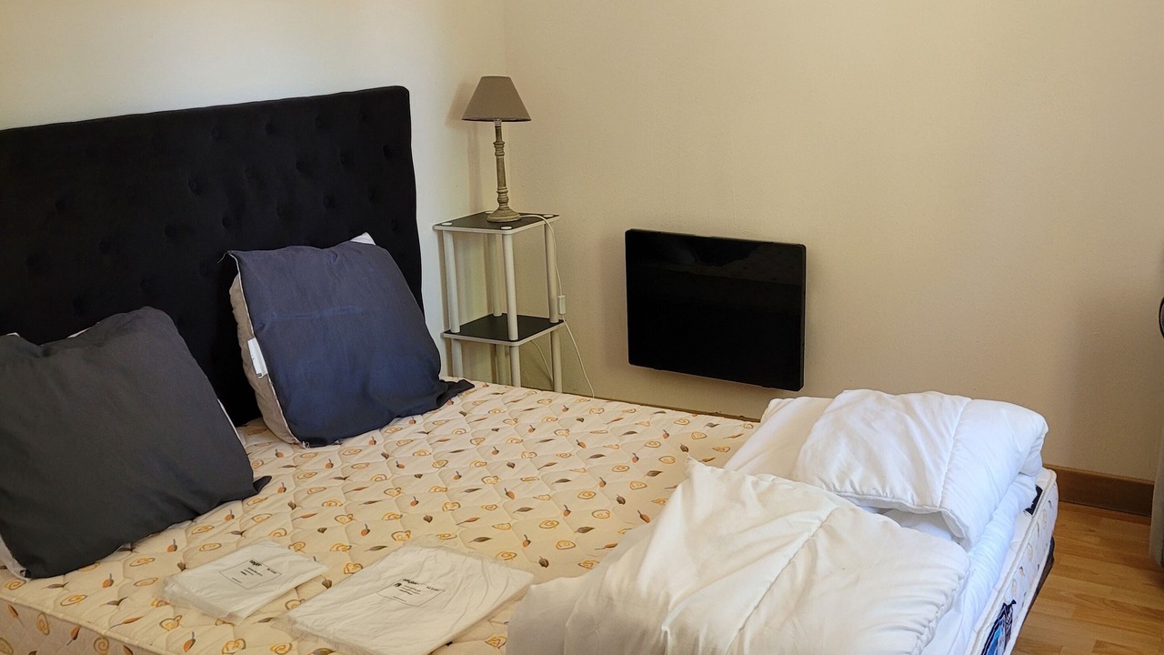 Photo of Bedroom in Clermont de Beauregard