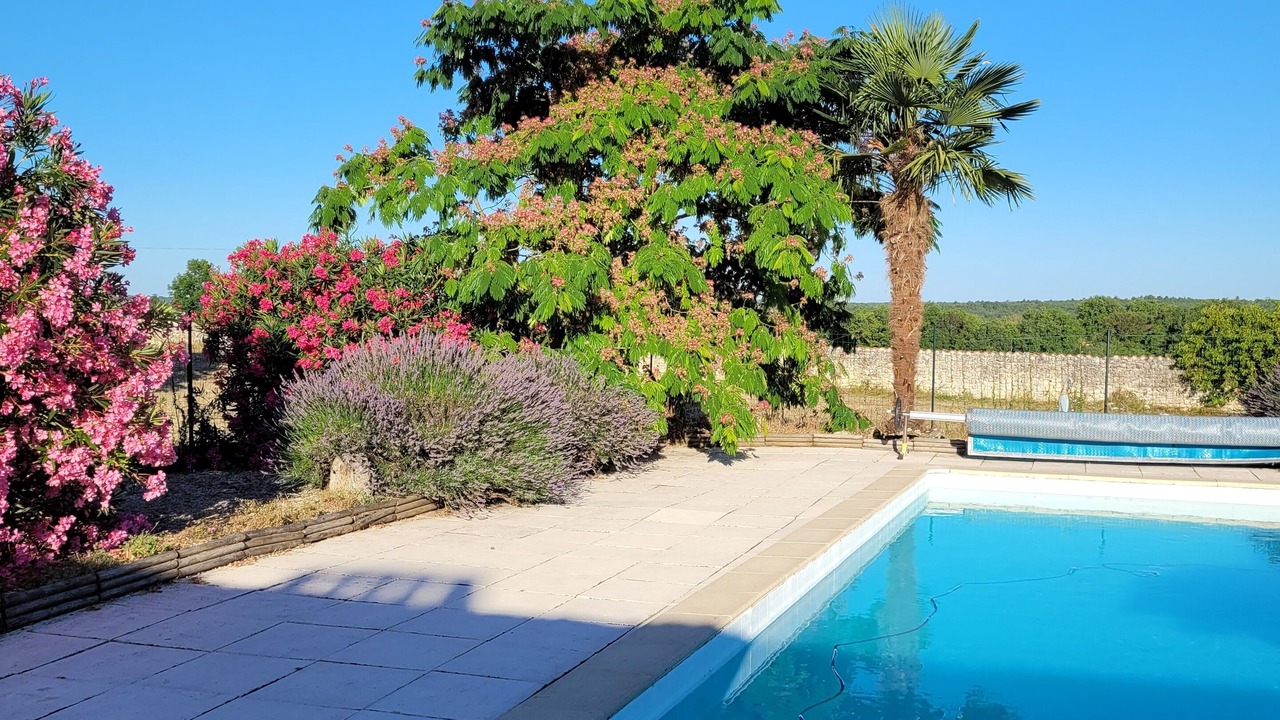 Photo of Outdoor in Clermont de Beauregard