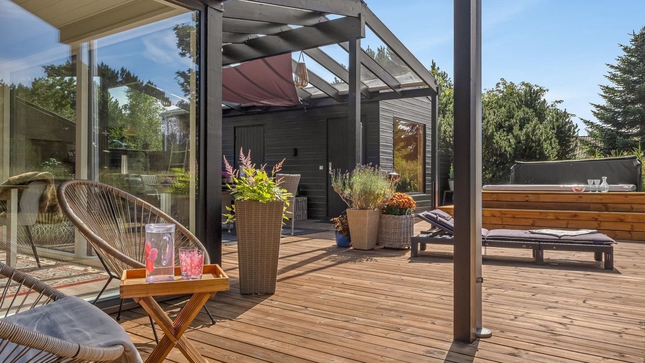 Photo of Others in Aalbaek