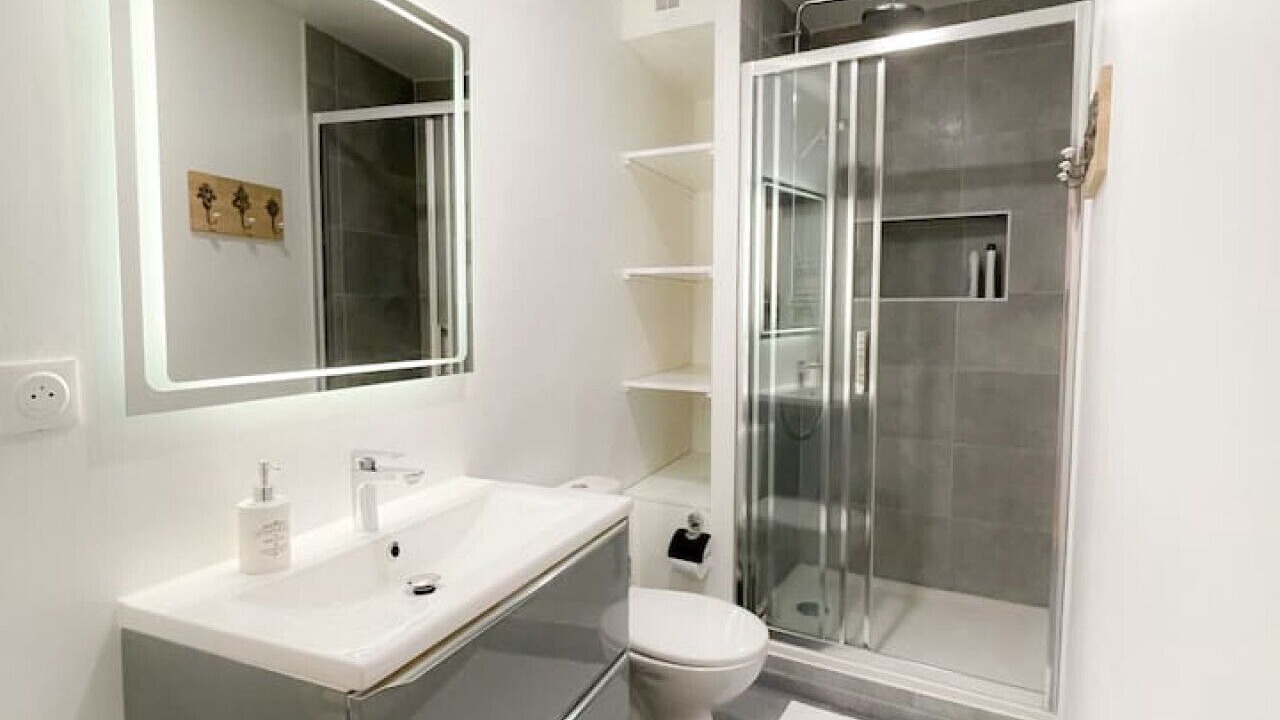 Photo of Bathroom in Chalons-en-Champagne