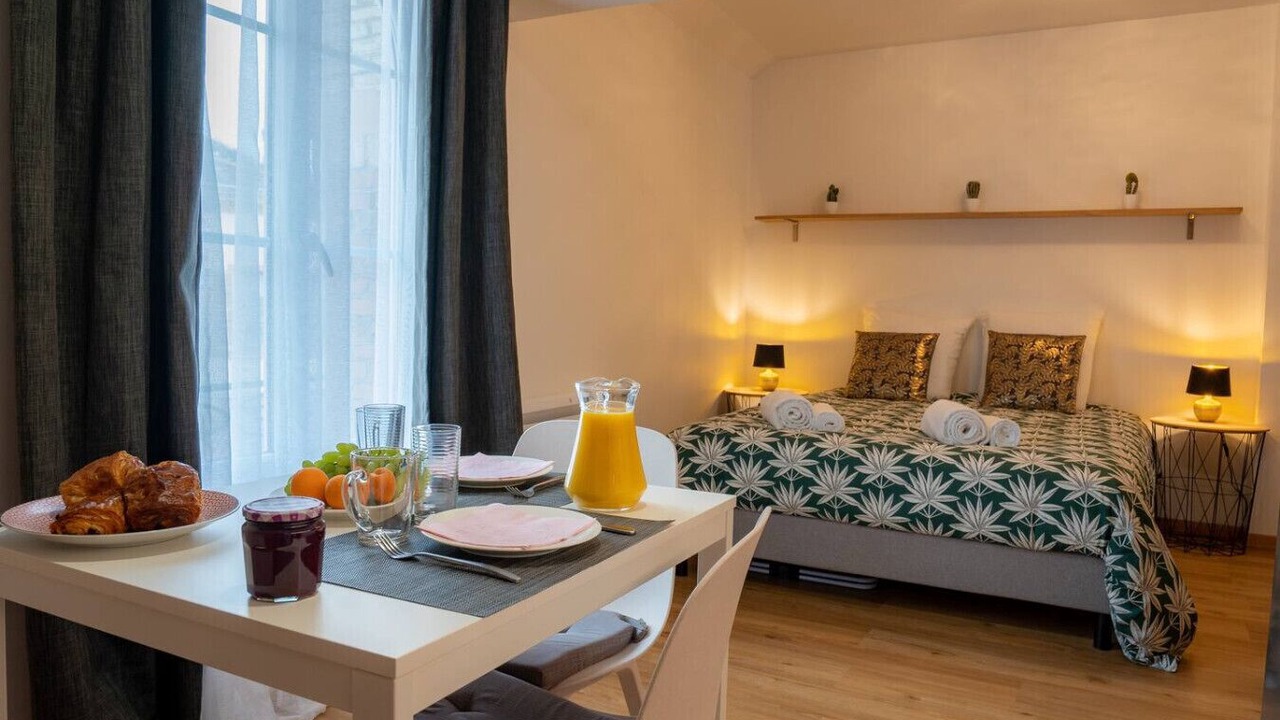 Photo of Bedroom in Chalons-en-Champagne