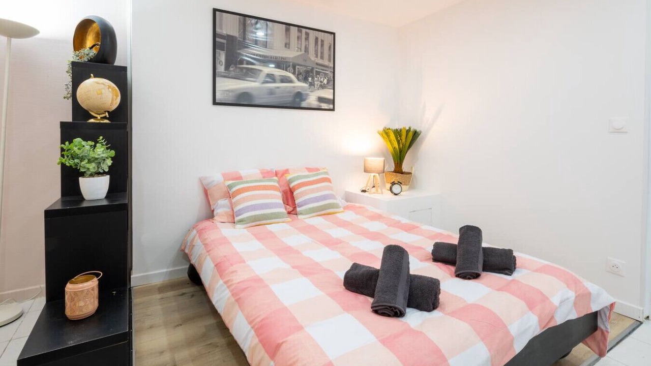 Photo of Bedroom in Evreux