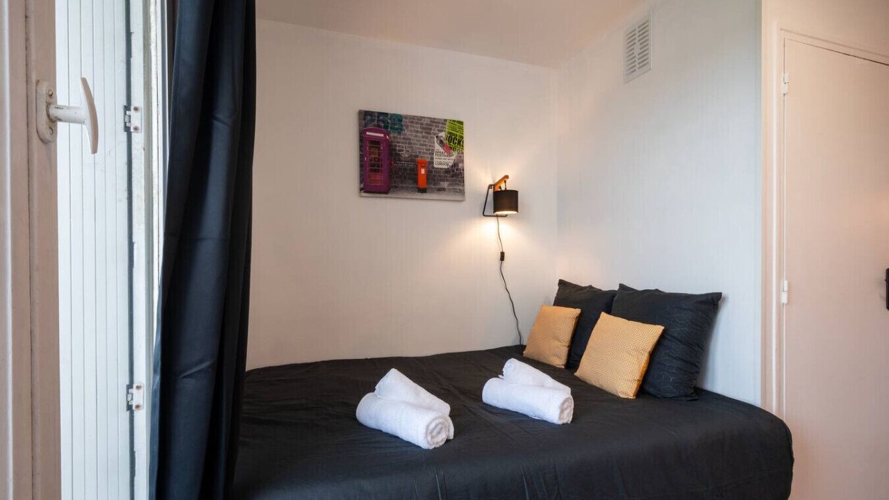 Photo of Bedroom in Evreux