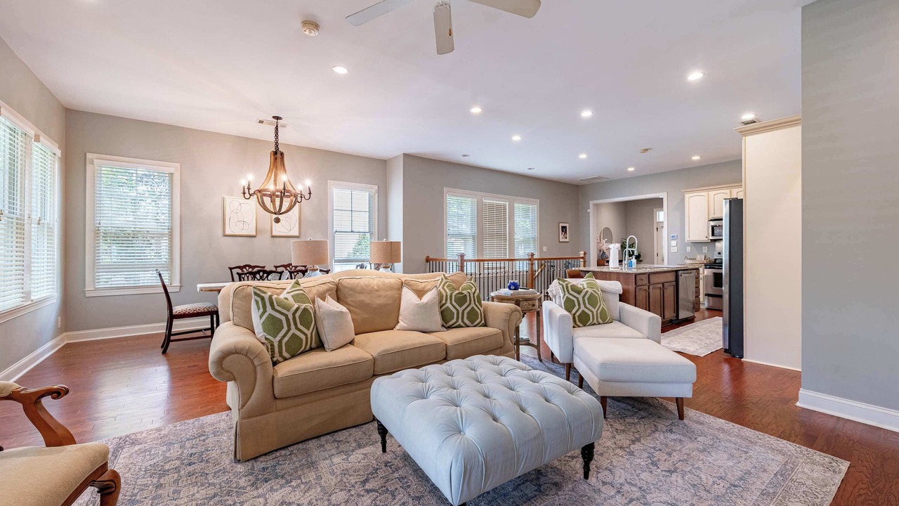 Photo of Livingroom in Reynolds Landing