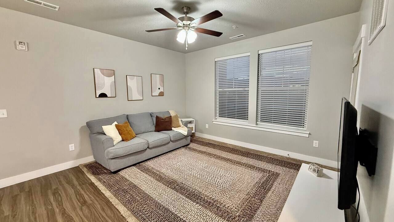 Photo of Livingroom in Riverton