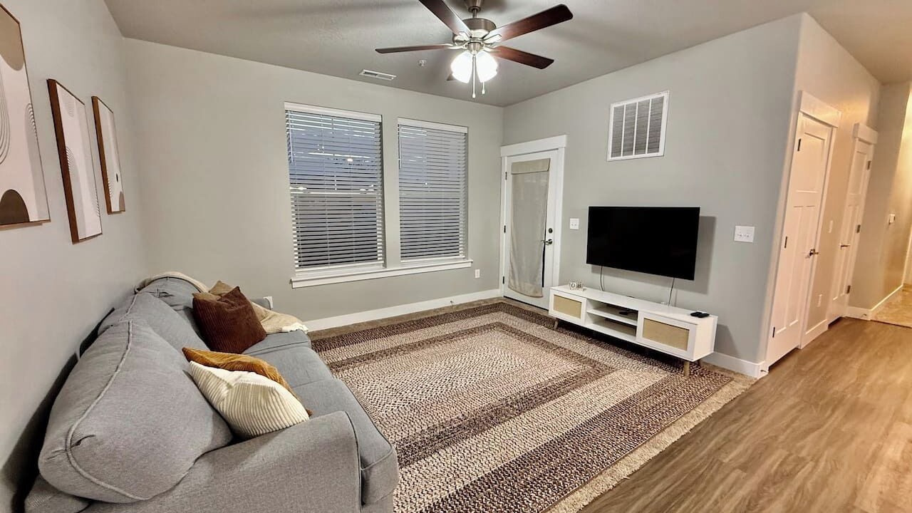 Photo of Livingroom in Riverton