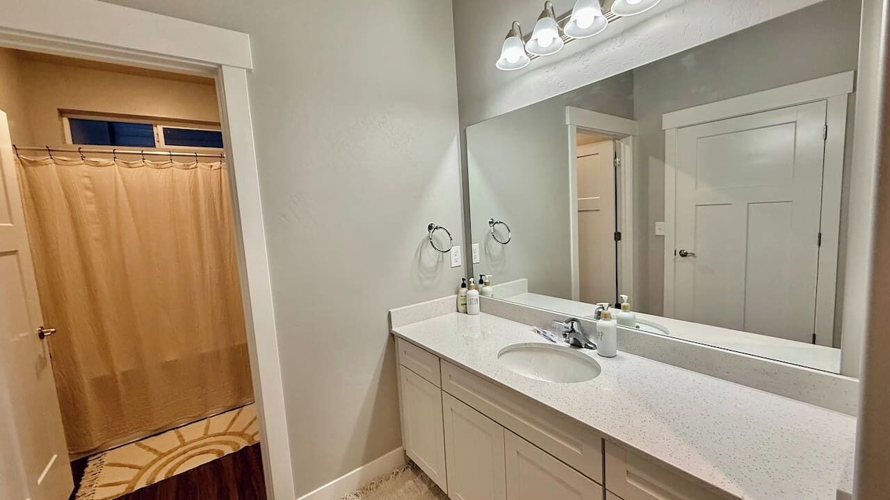 Photo of Bathroom in Riverton