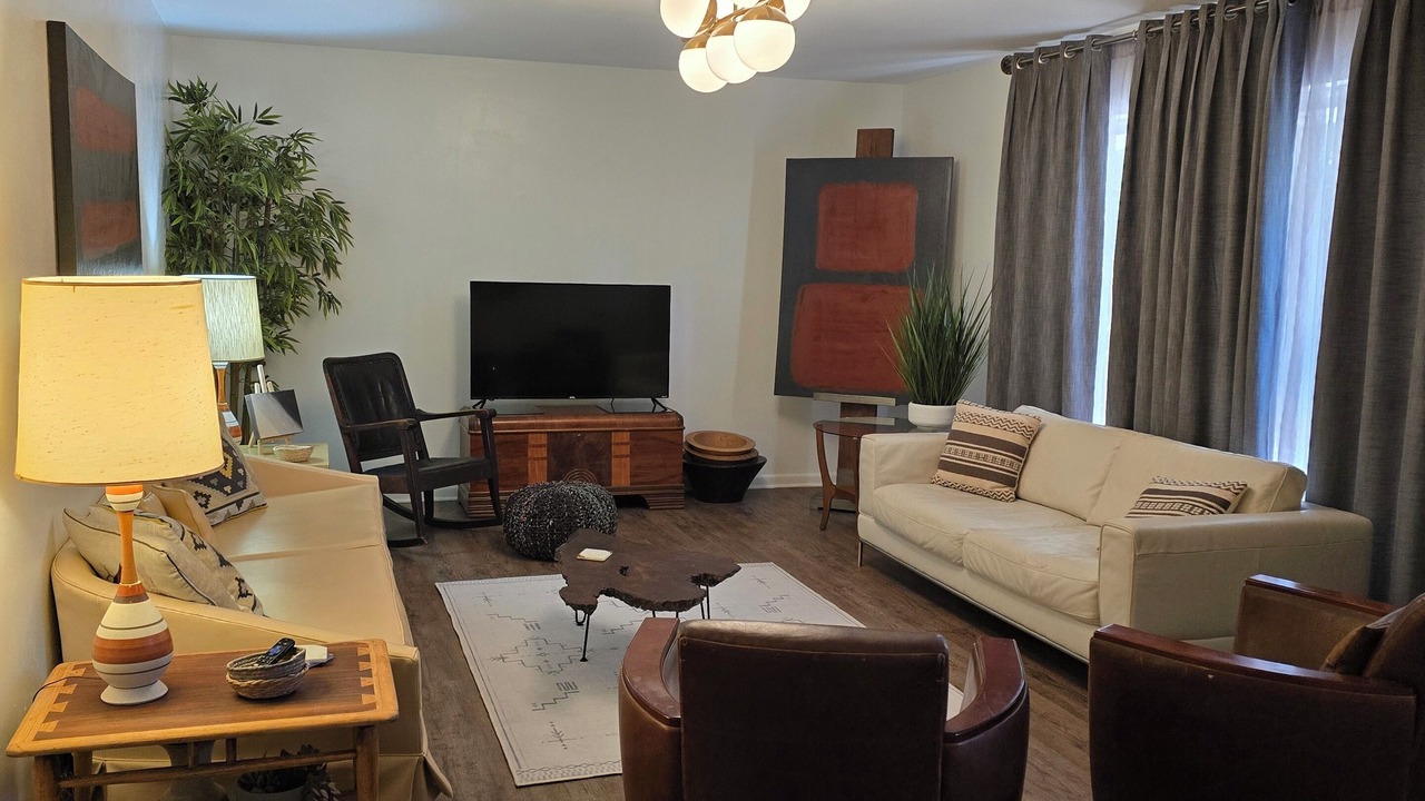 Photo of Livingroom in Stuart Heights - Rivermont