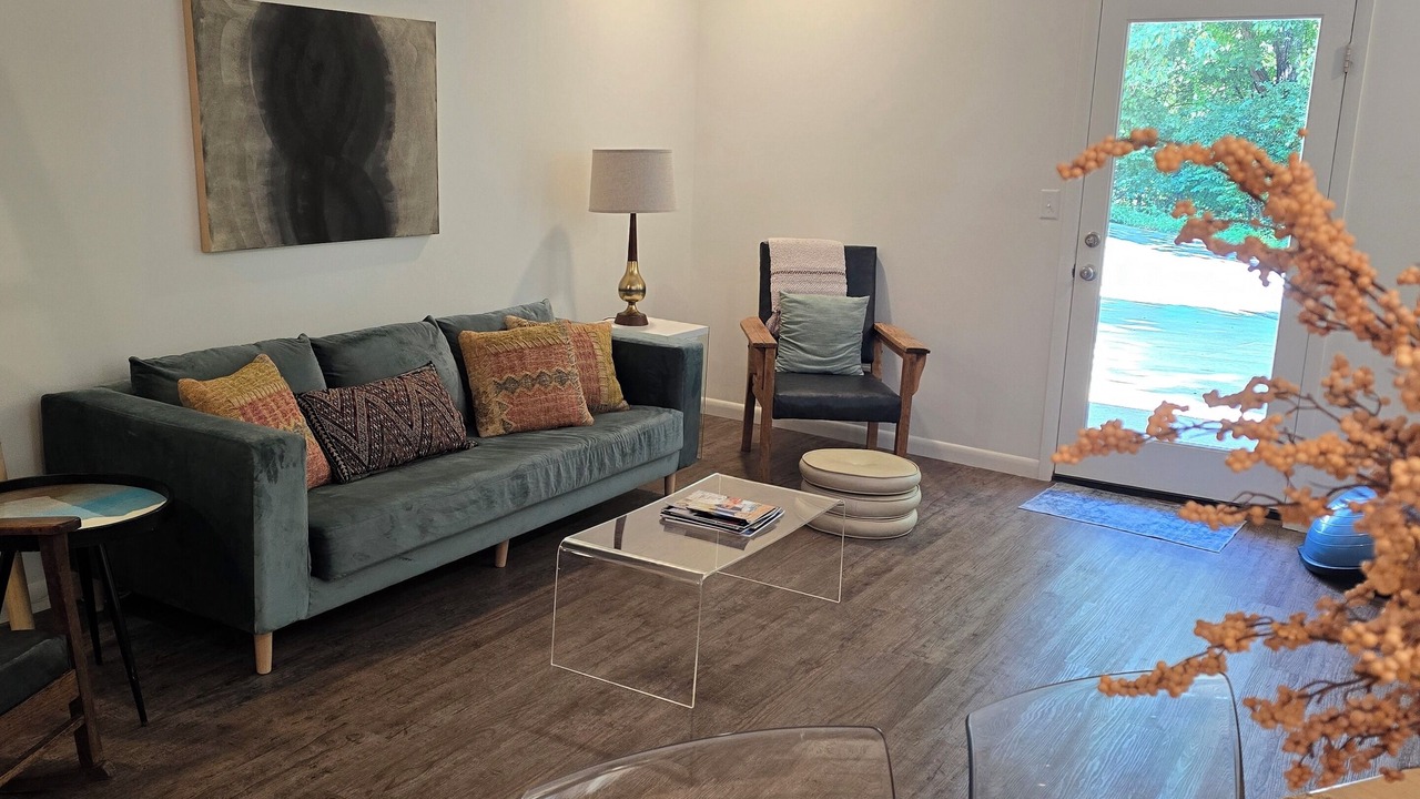 Photo of Livingroom in Stuart Heights - Rivermont