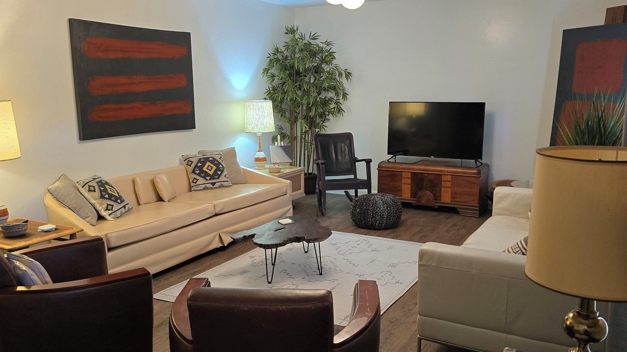Photo of Livingroom in Stuart Heights - Rivermont