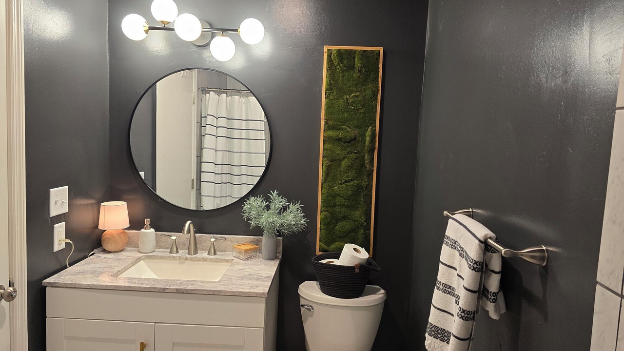 Photo of Bathroom in Stuart Heights - Rivermont