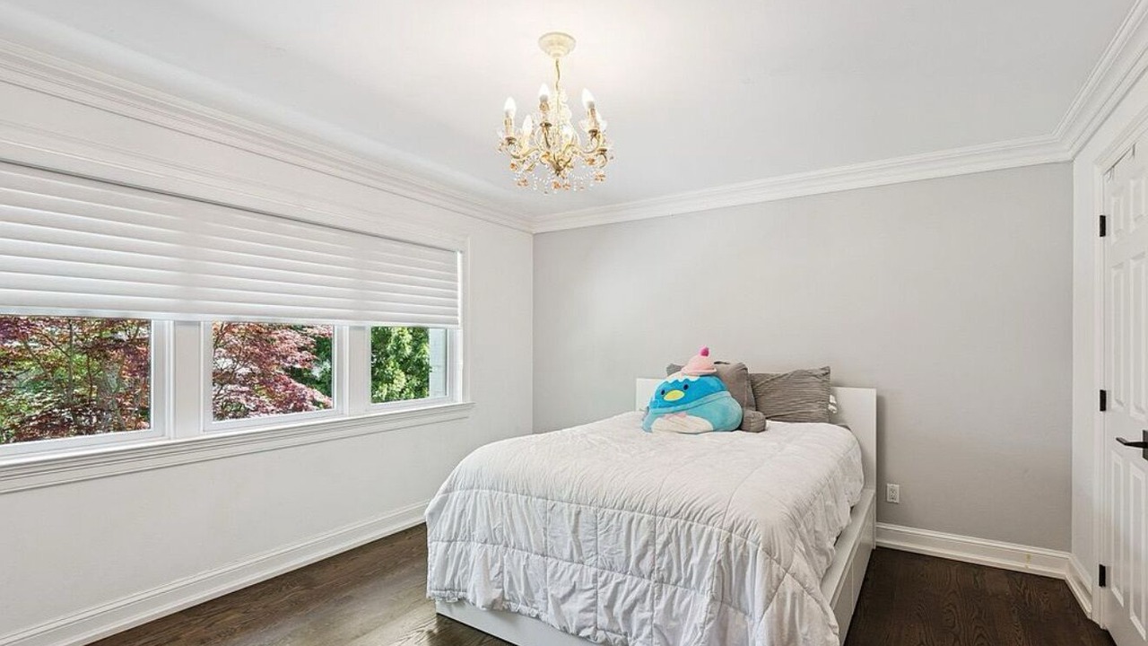 Photo of Bedroom in Smithtown