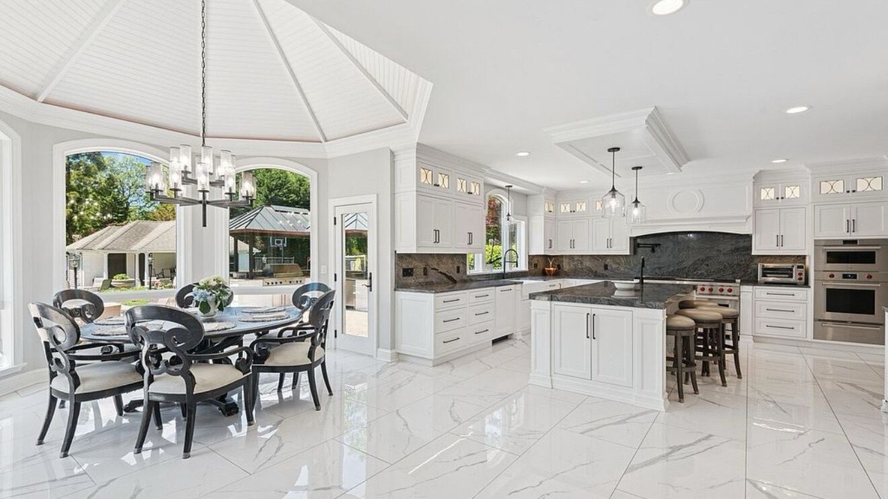 Photo of Others in Smithtown