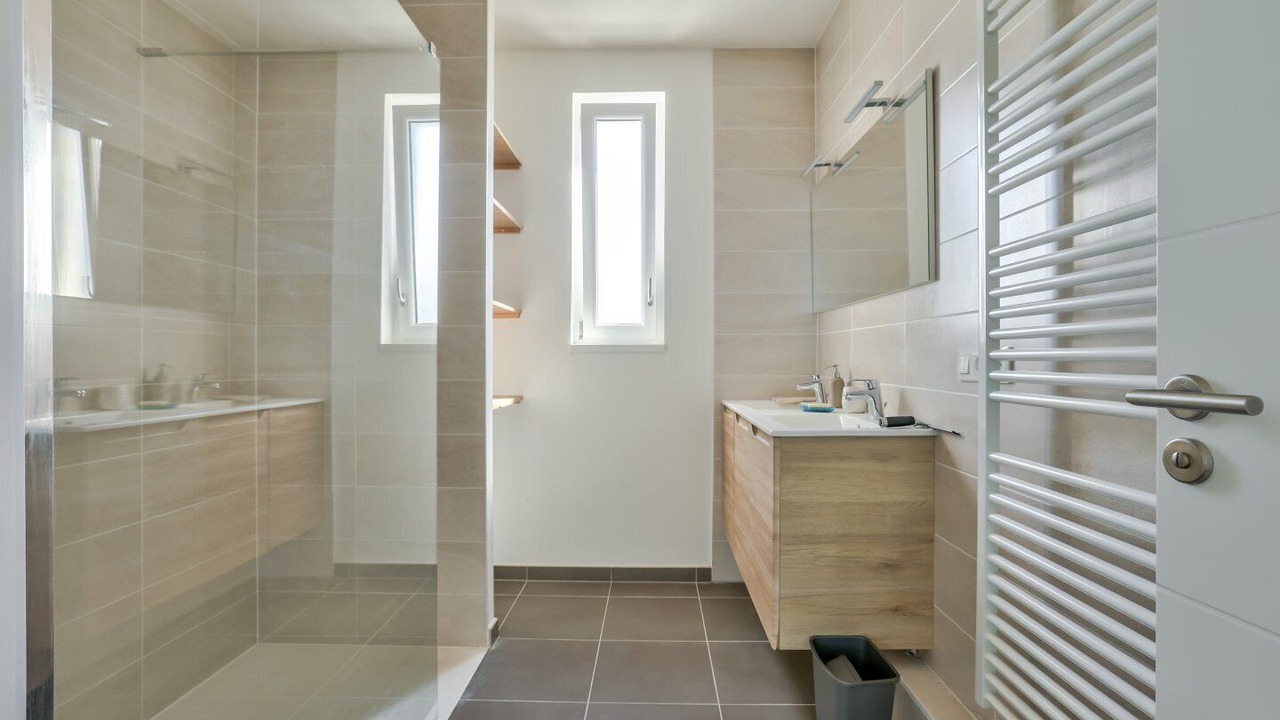 Photo of Bathroom in Poteries