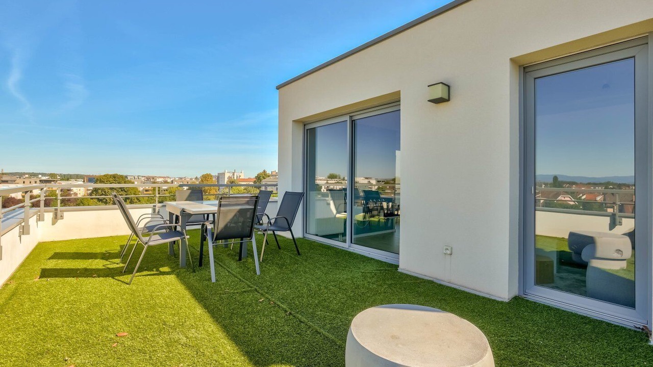 Photo of Outdoor in Poteries