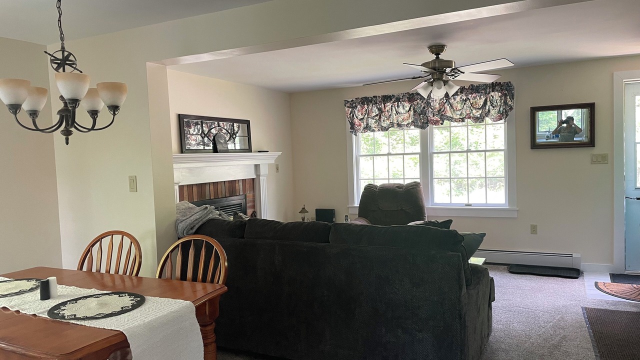 Photo of Livingroom in Rainbow Lake