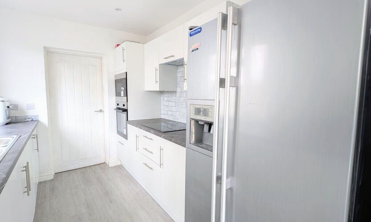 Photo of Others in Wainscot