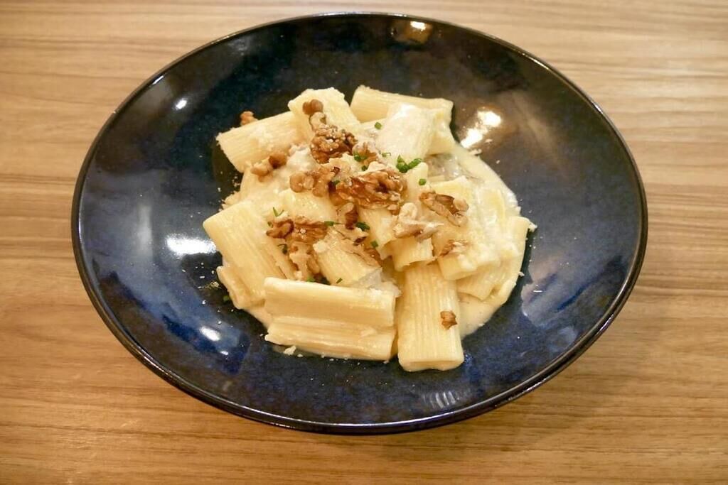 Photo of Others in Sens