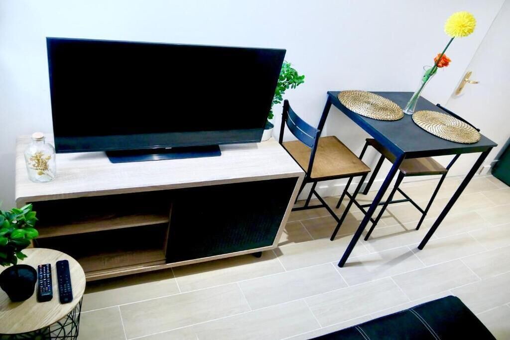 Photo of Others in Sens