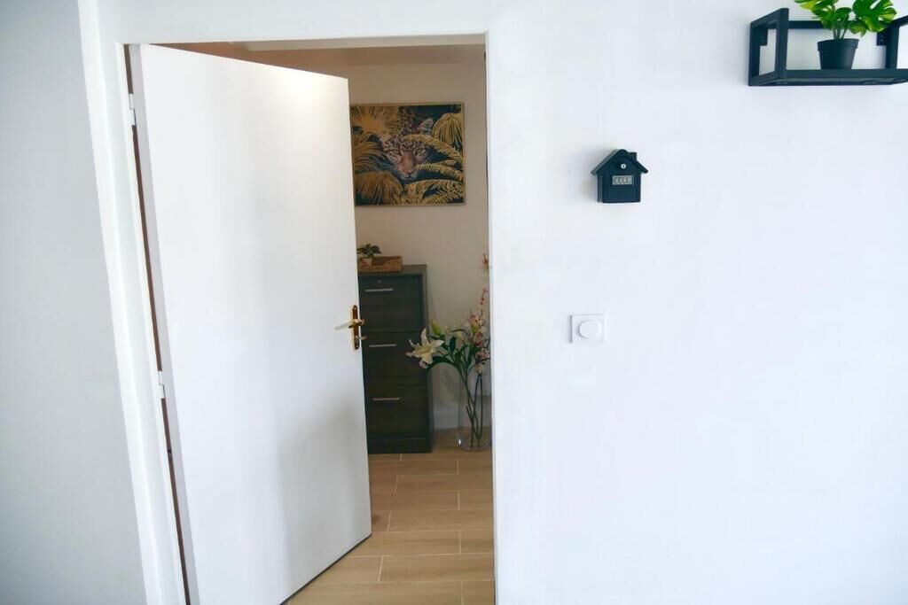 Photo of Others in Sens