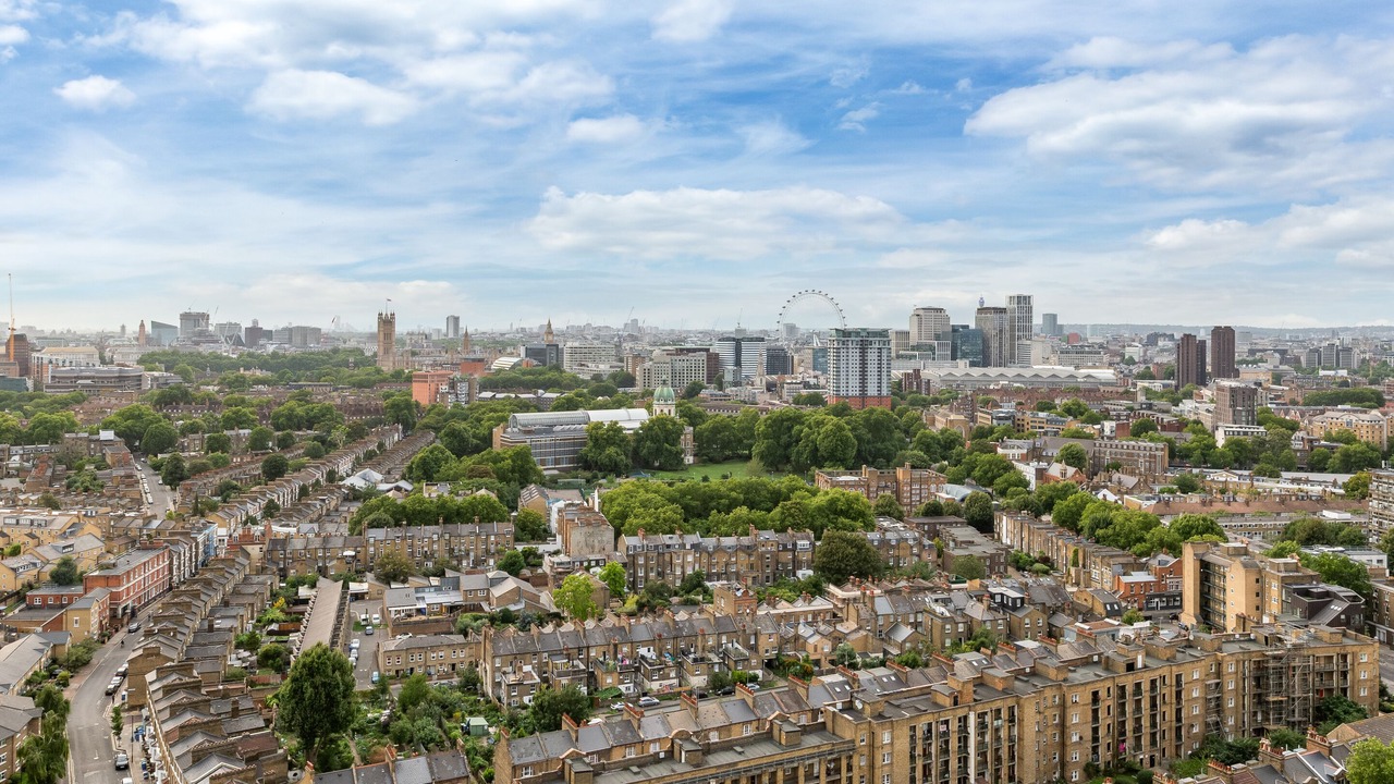 Photo of Others in Elephant and Castle