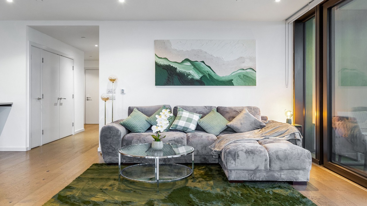 Photo of Others in Elephant and Castle