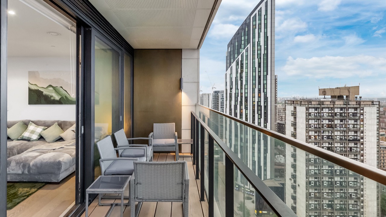 Photo of Others in Elephant and Castle