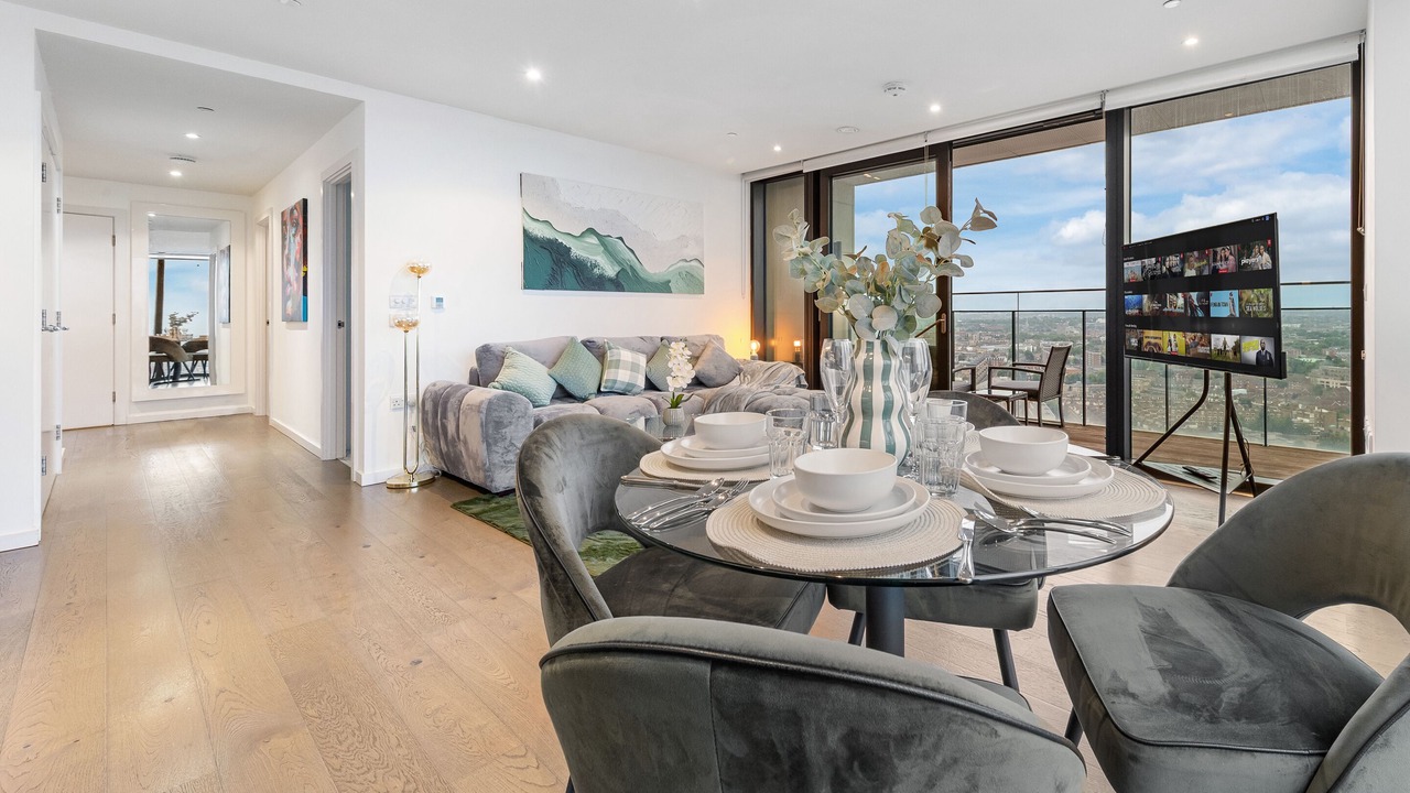 Photo of Others in Elephant and Castle