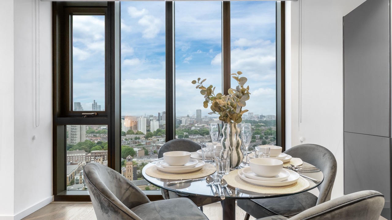 Photo of Others in Elephant and Castle