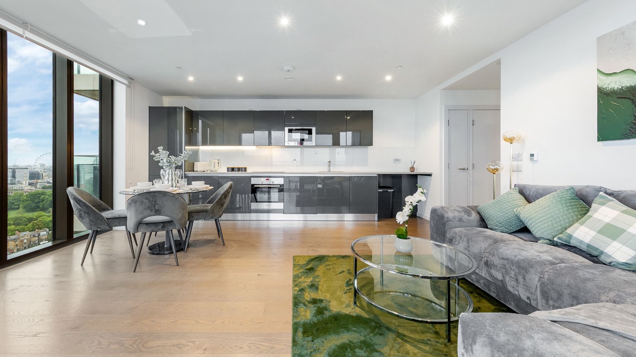 Photo of Others in Elephant and Castle