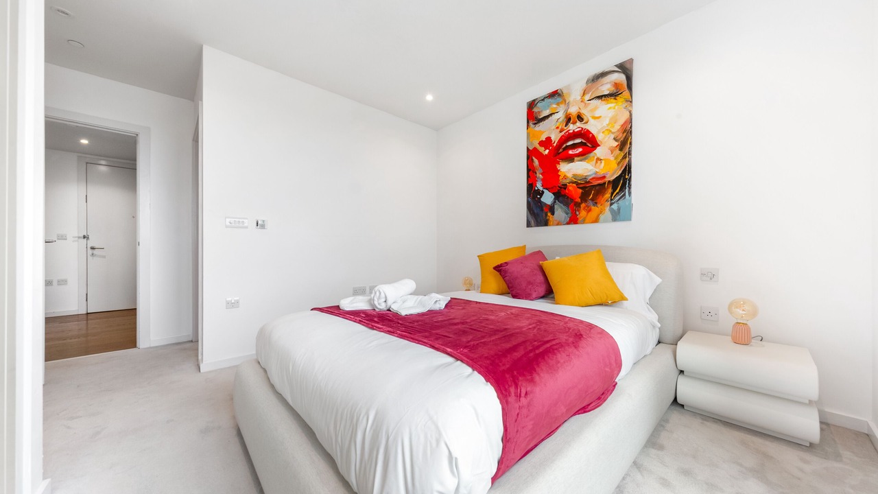 Photo of Others in Elephant and Castle