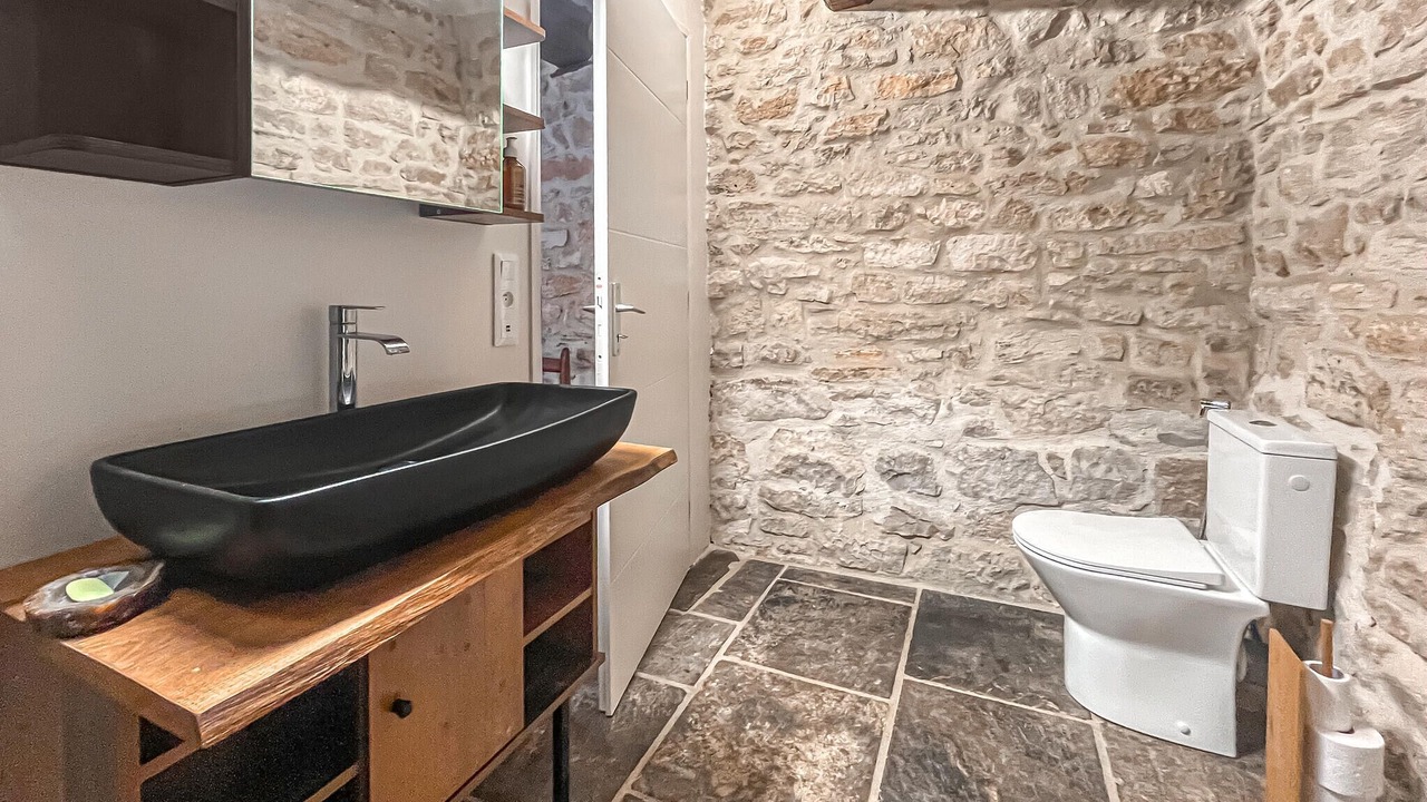 Photo of Bathroom in Barjac